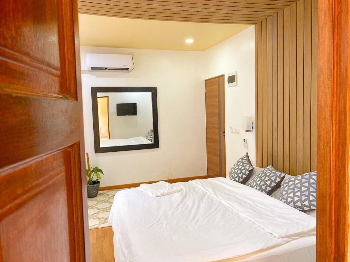 Fatims Beach House Maafushi Exterior photo